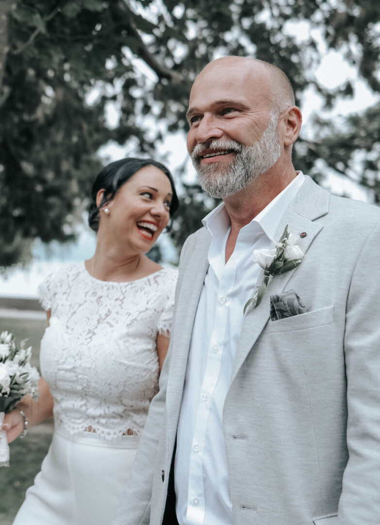 Hochzeitsfotograf Kißlegg, Aulendorf, Bad Wurzach, Bad Waldsee, Aitrach, Hochzeitsbilder Fotograf Standesamt freie Trauung, natürlich elegant Boho